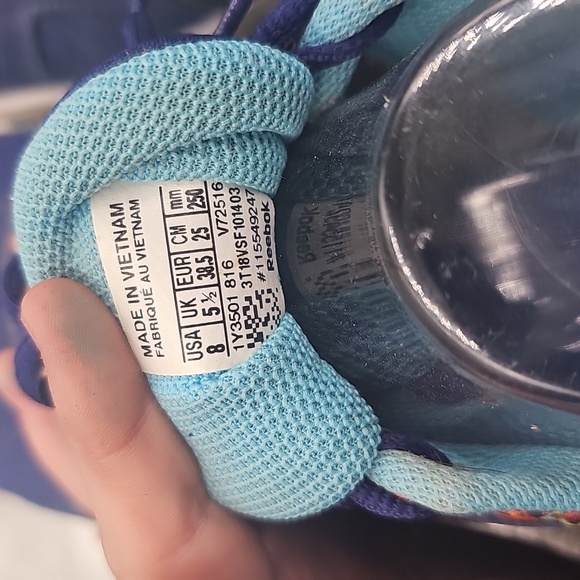 A Blue Reebox Sz8 - Picture 7 of 7